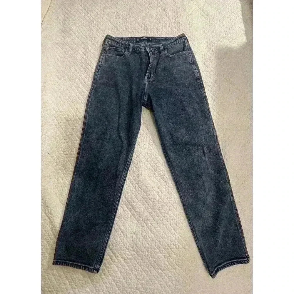 Hollister Jeans High Rise Mom Jeans Size 11 J13